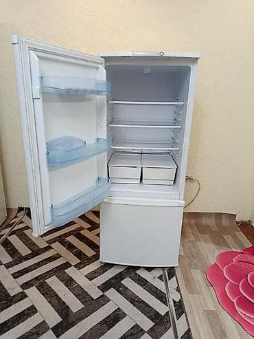 морозил: Холодильник Biryusa, Б/у, Двухкамерный, De frost (капельный), 60 * 150 * 60 — 5