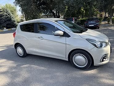 daewoo спарк: Chevrolet Spark: 2016 г., 1 л, Автомат, Бензин, Хэтчбэк — 1
