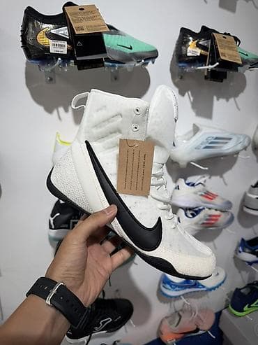 Эркектердин кроссовкасы, 40, 41, 42, Nike, Жаңы, түсү - Ак, Өзү алып кетүү, Акылуу жеткирүү