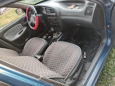чехии: Daewoo Lanos: 1999 г., 1.5 л, Механика, Бензин, Седан — 4