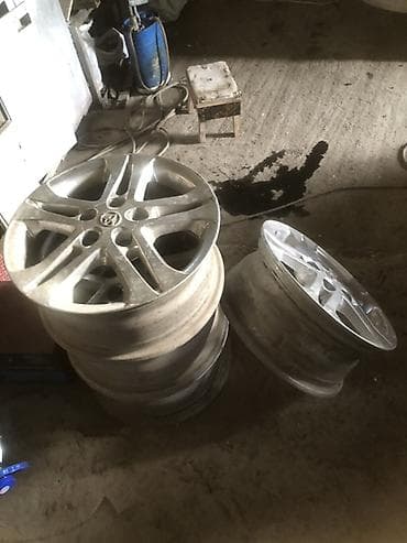 7 5j: Литые Диски R 16 Toyota, Комплект, отверстий - 5 — 2