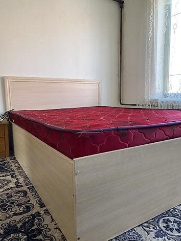 двуспальная кровать с матрасом: Двуспальная кровать, Б/у, С матрасом, длина - 200 см — 2