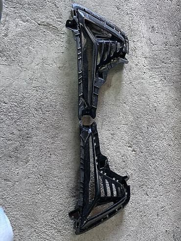 кызыл кия кыз: Декоративдик коймолор Желим, Hyundai, 2018 г., Колдонулган — 1