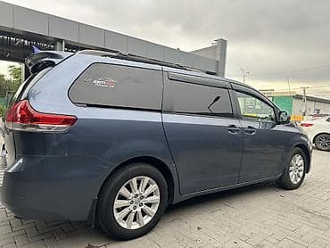 wuling mini ev: Toyota Sienna: 2014 г., 3.5 л, Автомат, Бензин, Минивэн — 5