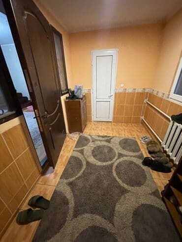 я ищу дом в бишкеке: Дом, 200 м², 8 комнат, Собственник, Старый ремонт — 1