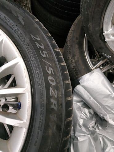 55 европеец: Летний комплект шин 225/50R17. износ 10% — 2