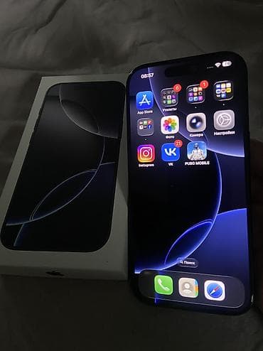 10 лет в одних руках: IPhone 16 Pro, Б/у, 128 ГБ, Black Titanium, Защитное стекло, Коробка, 90 % — 2