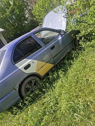 запчасти хундай аксент: Hyundai Accent седан На Разбор(около 2000‑х годов), синий цвет, 4 — 1