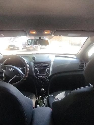 хуйндай солярис: Hyundai Solaris: 2014 г., 1.6 л, Автомат, Бензин, Седан — 2