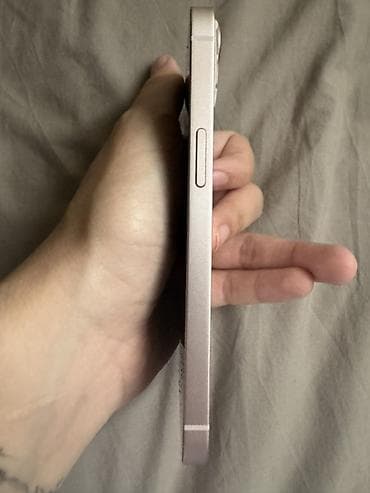 бэушный айфон 4: IPhone 13, Б/у, 128 ГБ, Розовый, Зарядное устройство, Чехол, Кабель, 90 % — 7