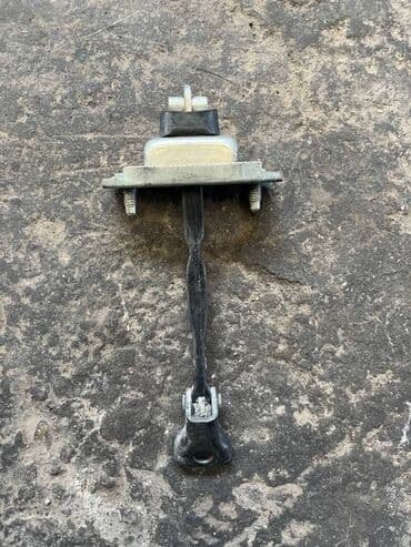 ограничитель двери тойота: Toyota Camry 45ограничитель двери, Тойота Камри 45 дверной — 2