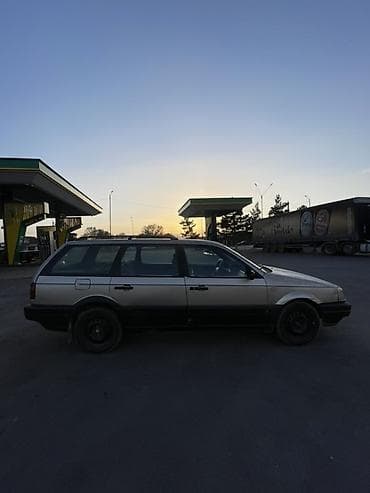 e55 w211: Volkswagen Passat Variant: 1990 г., 1.8 л, Ручные, Универсал — 4