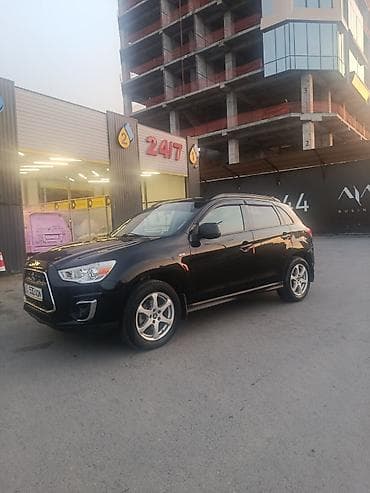 Mitsubishi ASX: 2012 г., 1.8 л, Автомат, Бензин, Кроссовер