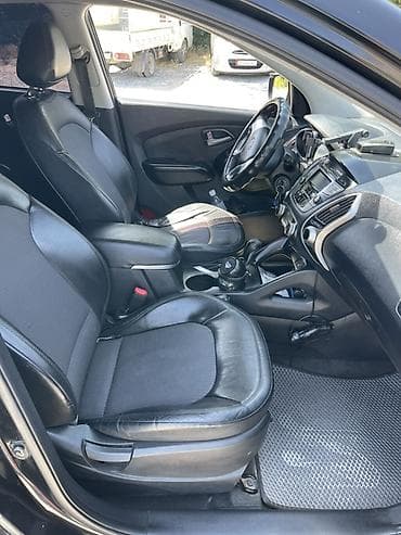ix35: Hyundai ix35: 2011 г., 2.4 л, Автомат, Газ, Кроссовер — 10