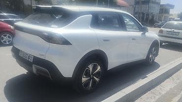 cl 63: Changan Qiyuan Q05: 2026 г. — 4