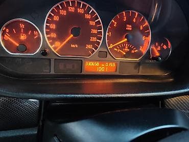трактор дыты: BMW 3 series: 2000 г., 1.9 л, Механика, Бензин, Седан — 8