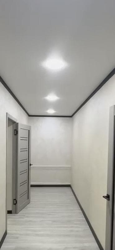 дом за 30000: Срочно продаётся добротный дом 3 комнат Г образный участок По красной — 1