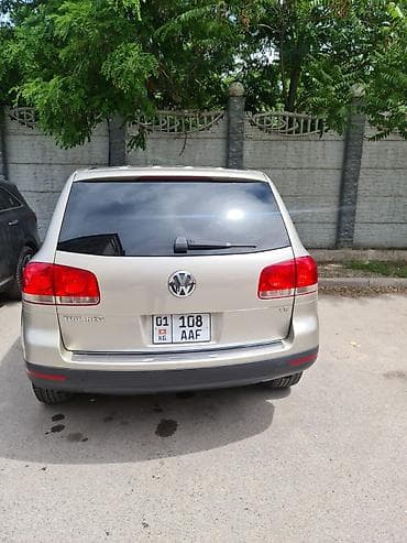 Volkswagen Touareg: 2004 г., 3.2 л, Автомат, Бензин, Внедорожник at lalafo.kg Volkswagen Touareg: 2004 г., 3.2 л, Автомат, Бензин, Внедорожник