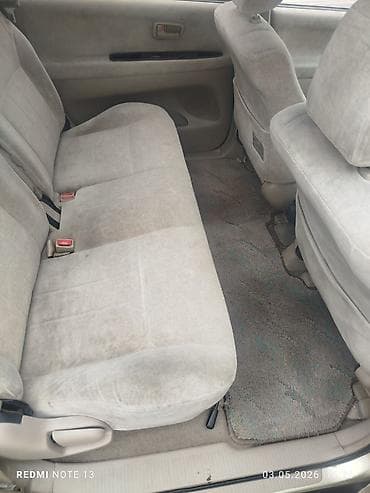 тайото опа: Toyota Ipsum: 2001 г., 2 л, Автомат, Минивэн — 9