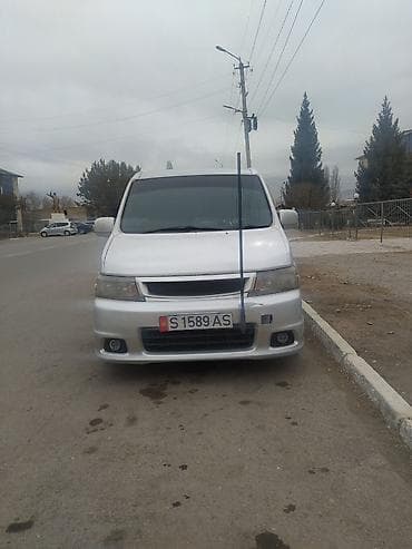 Honda Stepwgn: 2004 г., 2 л, Автомат, Бензин, Минивэн