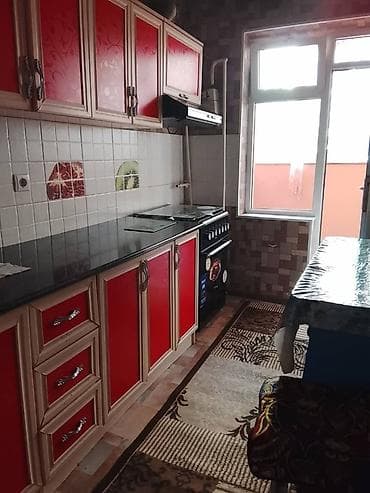 квартира 4гор болница: 3 комнаты, С мебелью частично — 2