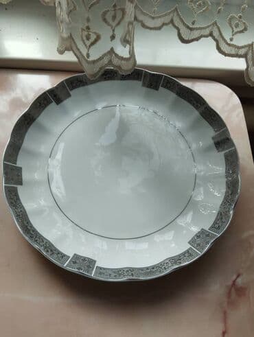 набор посуды на 6 персон: Набор посуды на 12 персон - 53 предмета В отличном состоянии, почти не — 4