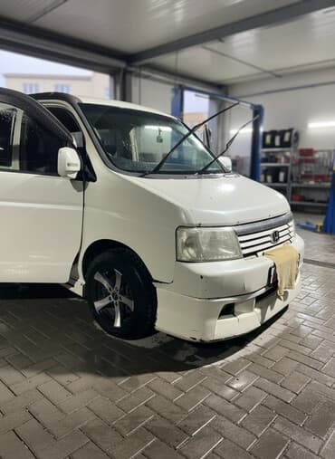 Honda Stepwgn: 2002 г., 2 л, Автомат, Газ, Минивэн