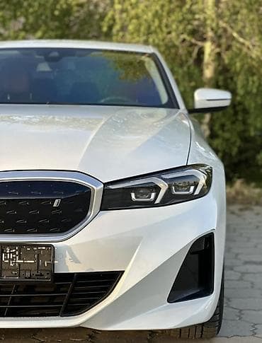 мото 300: BMW 3 series: 2023 г., 3.5 л, Автомат, Электромобиль, Седан — 1