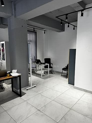 работа в складе: Сдаю офис на первой линии на 2 этаже Площадь 91кв.м Адрес: ул — 4