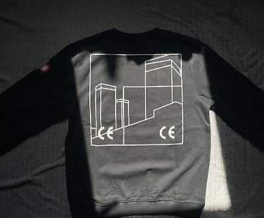 Толстовки: Свитшот Cav Empt (C.E.) - Цвет: черный - Принт спереди: крупная — 2