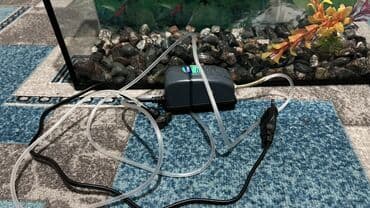 аквариум тумба: Срочно даяр аквариум 20 литр 
Фон декор, компросор грунт таш — 2