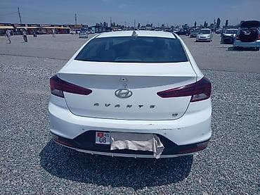 Продажа авто: Hyundai Avante: 2019 г., 1.6 л, Бензин, Седан — 6