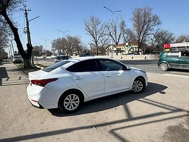 Hyundai Accent: 2018 г., 1.6 л, Автомат, Бензин, Седан