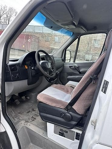 ml 270: Легкий грузовик, Mercedes-Benz, Стандарт — 2