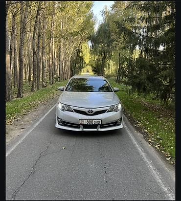 Транспорт: Toyota Camry: 2014 г., 2.5 л, Автомат, Бензин, Седан — 2