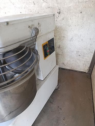 мороженое апарат фризер: Спиральный тестомес Prismafood Solutions (Италия) - Профессиональная — 2