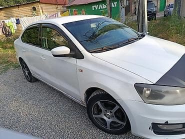 golf 2: Volkswagen Polo: 2017 г., 1.6 л, Автомат, Бензин, Седан — 4