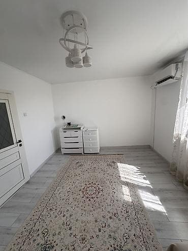 osh flat: 1 комната, 41 м², Городская больница №4 (ул. Айни) Индивидуалка, 5 этаж, Свежий ремонт — 2