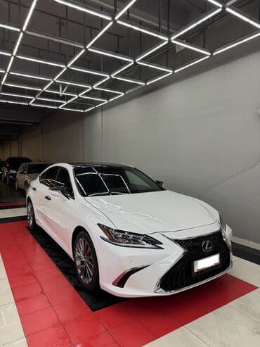 Lexus ES: 2019 г., 4.3 л, Вариатор, Бензин, Седан