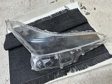 Передняя правая фара Toyota 2022 г., Б/у, Оригинал, Япония