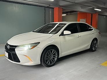 Toyota Camry: 2016 г., 2.5 л, Вариатор, Гибрид, Седан
