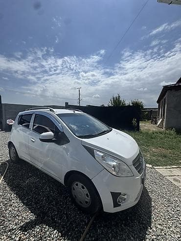 byd e7: Chevrolet Spark: 2010 г., 1 л, Автомат, Бензин, Хэтчбэк — 2