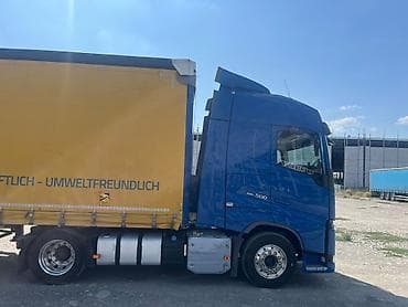 14: Тягач, Volvo, Тентованный — 9