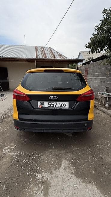 6: Ford Focus: 2015 г., 1.6 л, Механика, Бензин, Универсал — 2