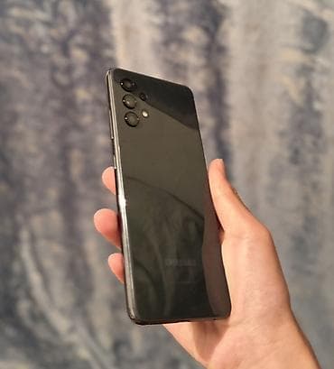 Samsung Galaxy A32, Б/у, 64 ГБ, цвет - Черный