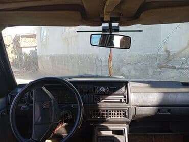 воздушный домкрат для авто: Volkswagen Golf: 1988 г., 1.8 л, Механика, Бензиновая, Хэтчбэк — 2