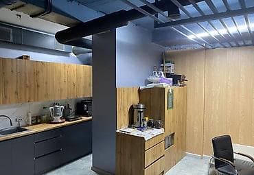 офисы: Аренда офисов, 190 м², С отдельным входом — 9