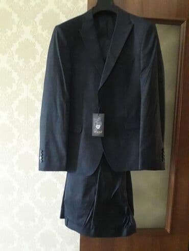 Костюм размер 50-52 темно синий