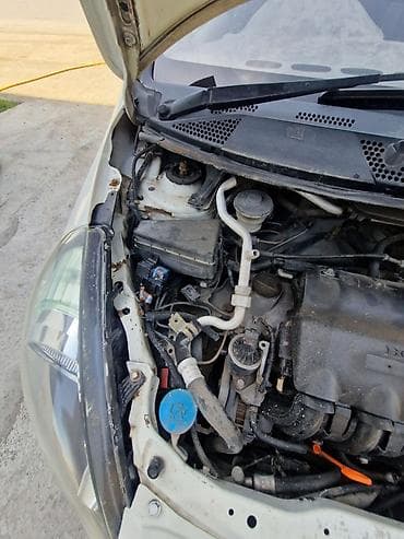 авто хонда аккорд спортивный: Honda Fit: 2002 г., Автомат, Бензин, Хэтчбэк — 5