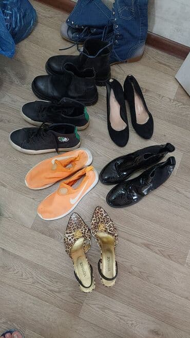 кровать даром: Бесплатно и вещи есть — 1